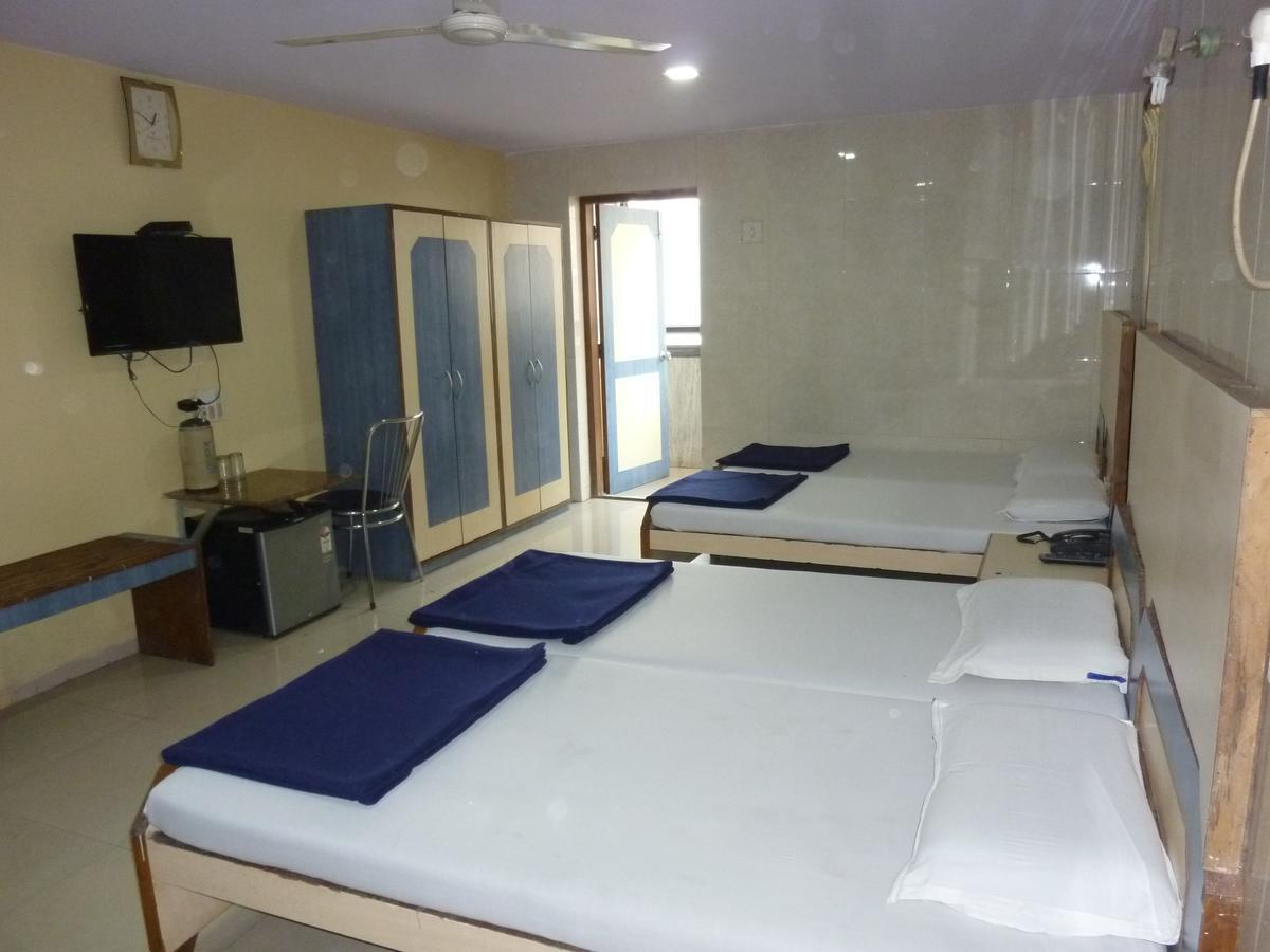 Hotel Stars Mumbai Zimmer foto